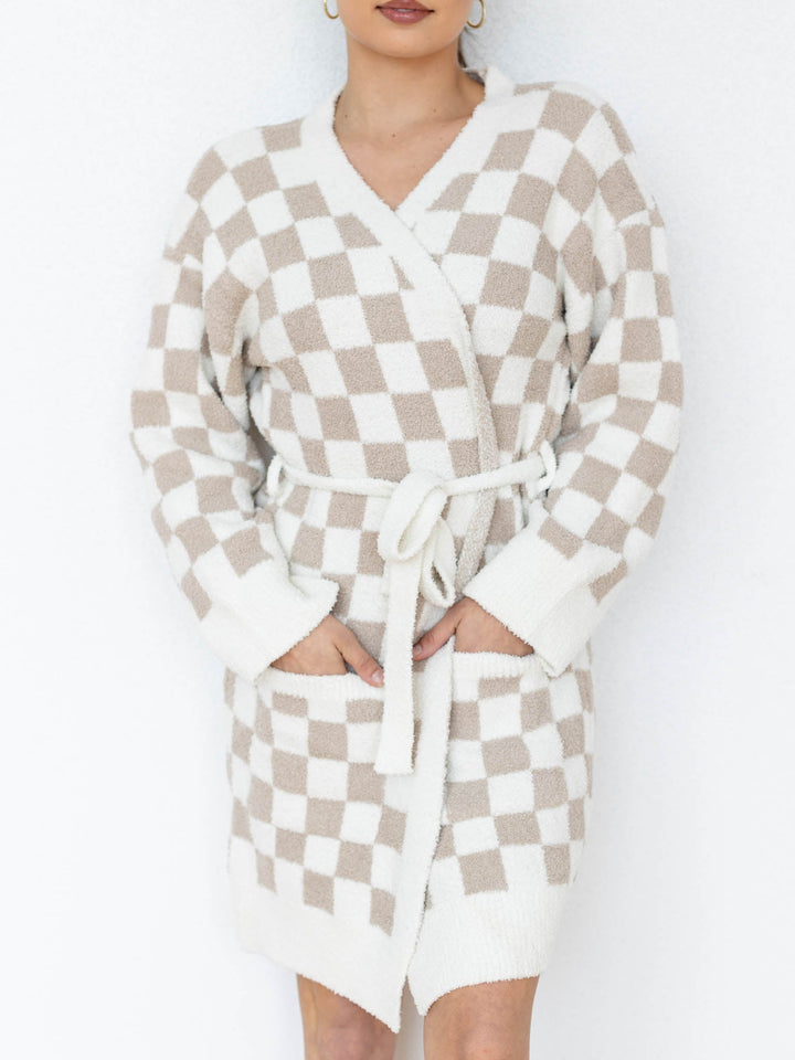 tan and white short soft checkered rober