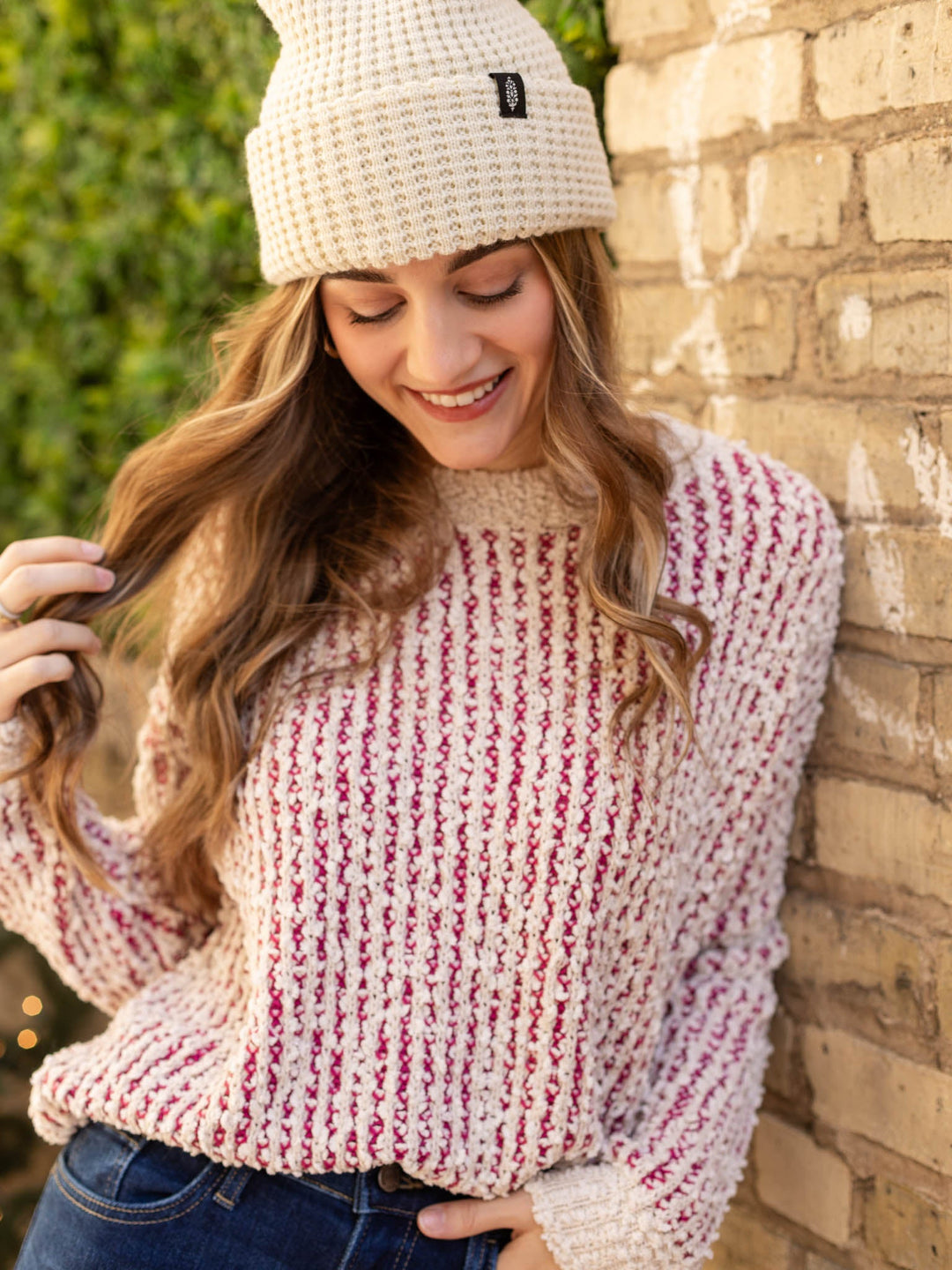 Crew Neck Popcorn Yarn Detail SweaterSweaters