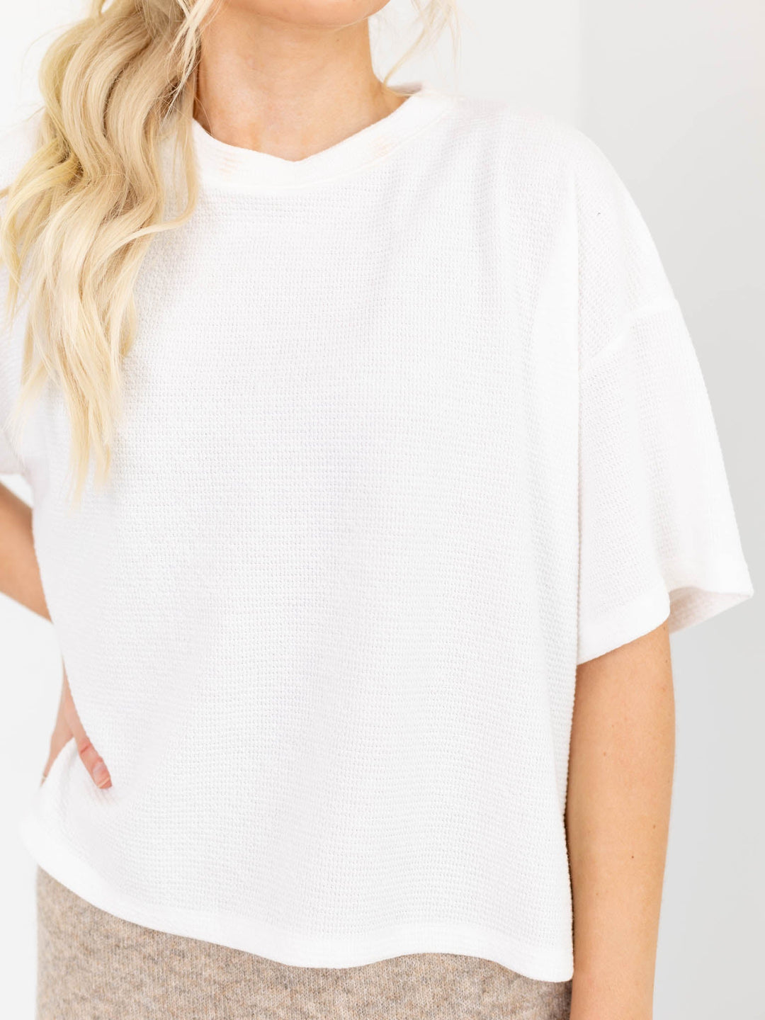 Half Sleeve Cloudy Round Neck TopKnit tops