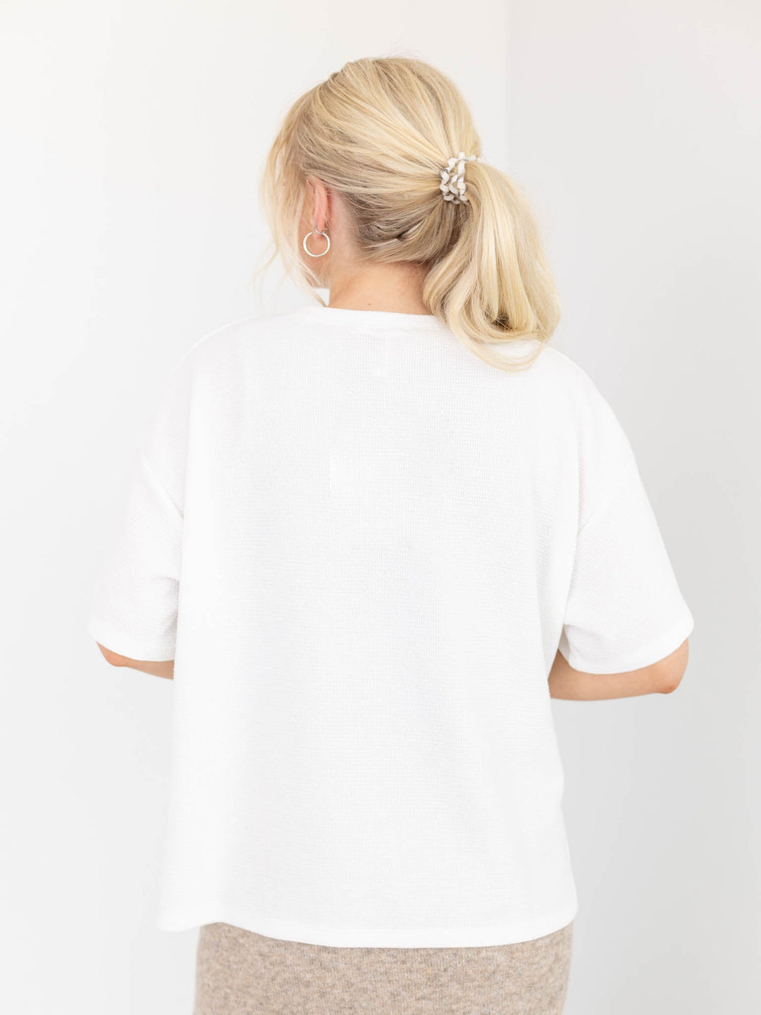 Half Sleeve Cloudy Round Neck TopKnit tops