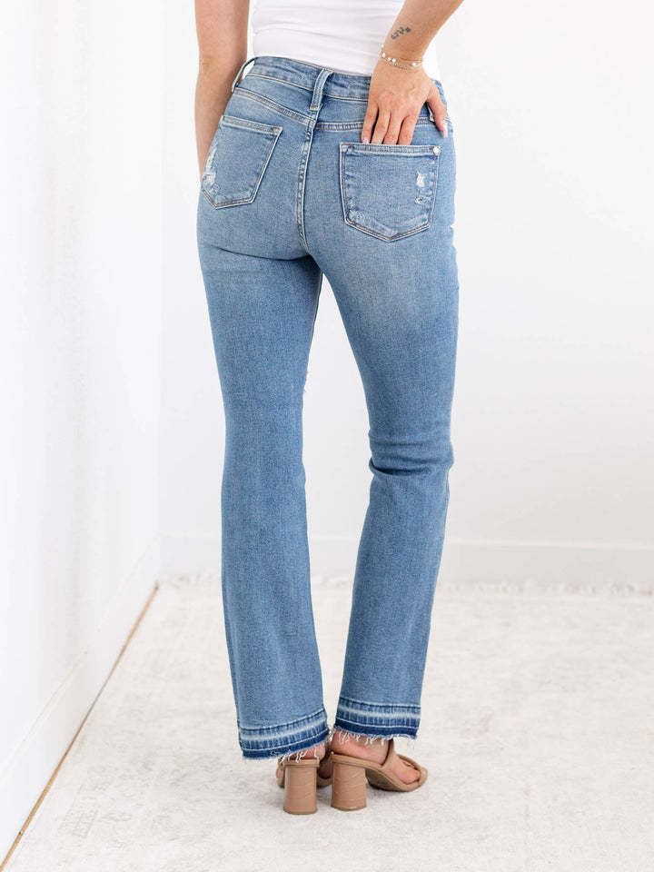 Judy Blue Medium Mid Rise Destroy & Release BootcutDenim jeans