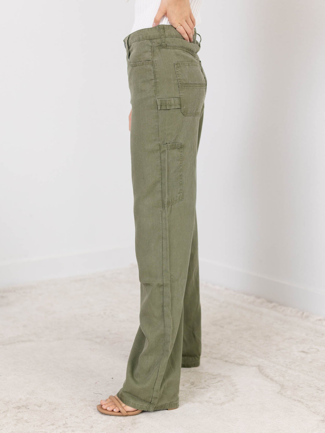 KUT Olive Sienna Tencel Utility Wide LegNon - Denim bottoms