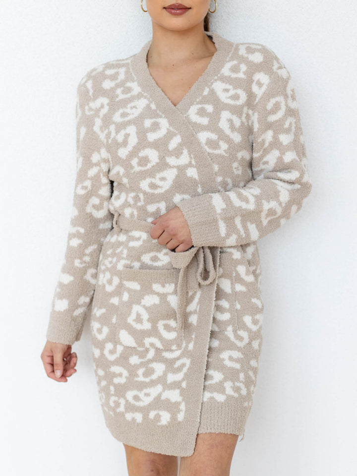 white and tan leopard print short robe