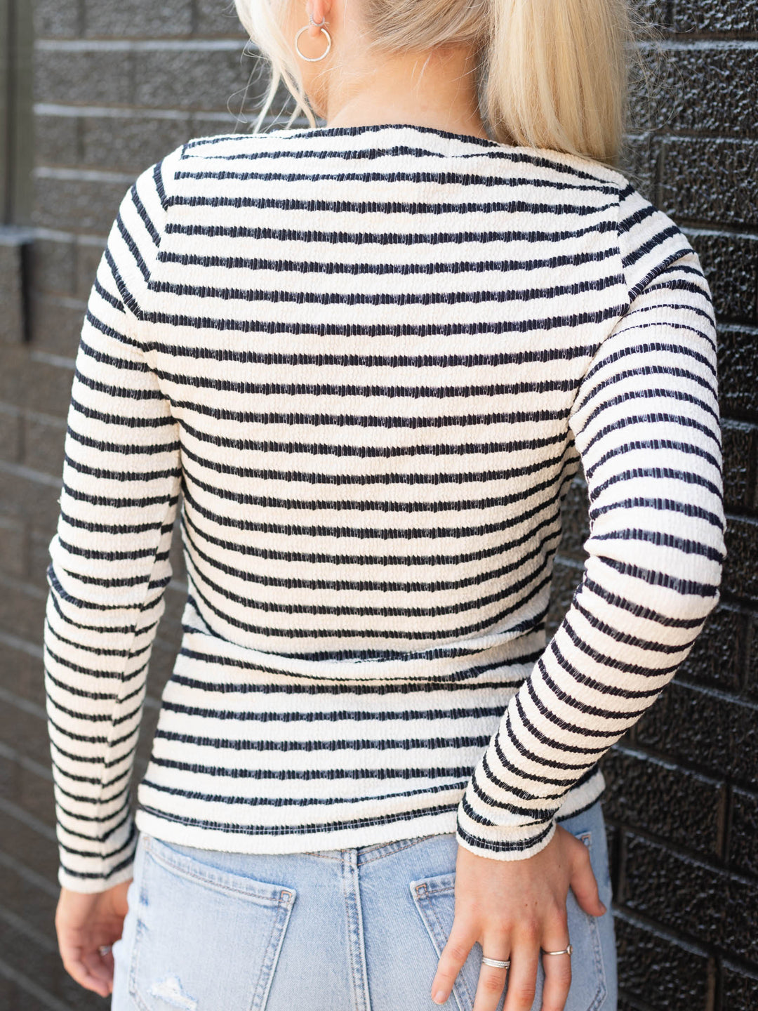 L/S FITTED JAQUARD STRIPE TOPKnit tops