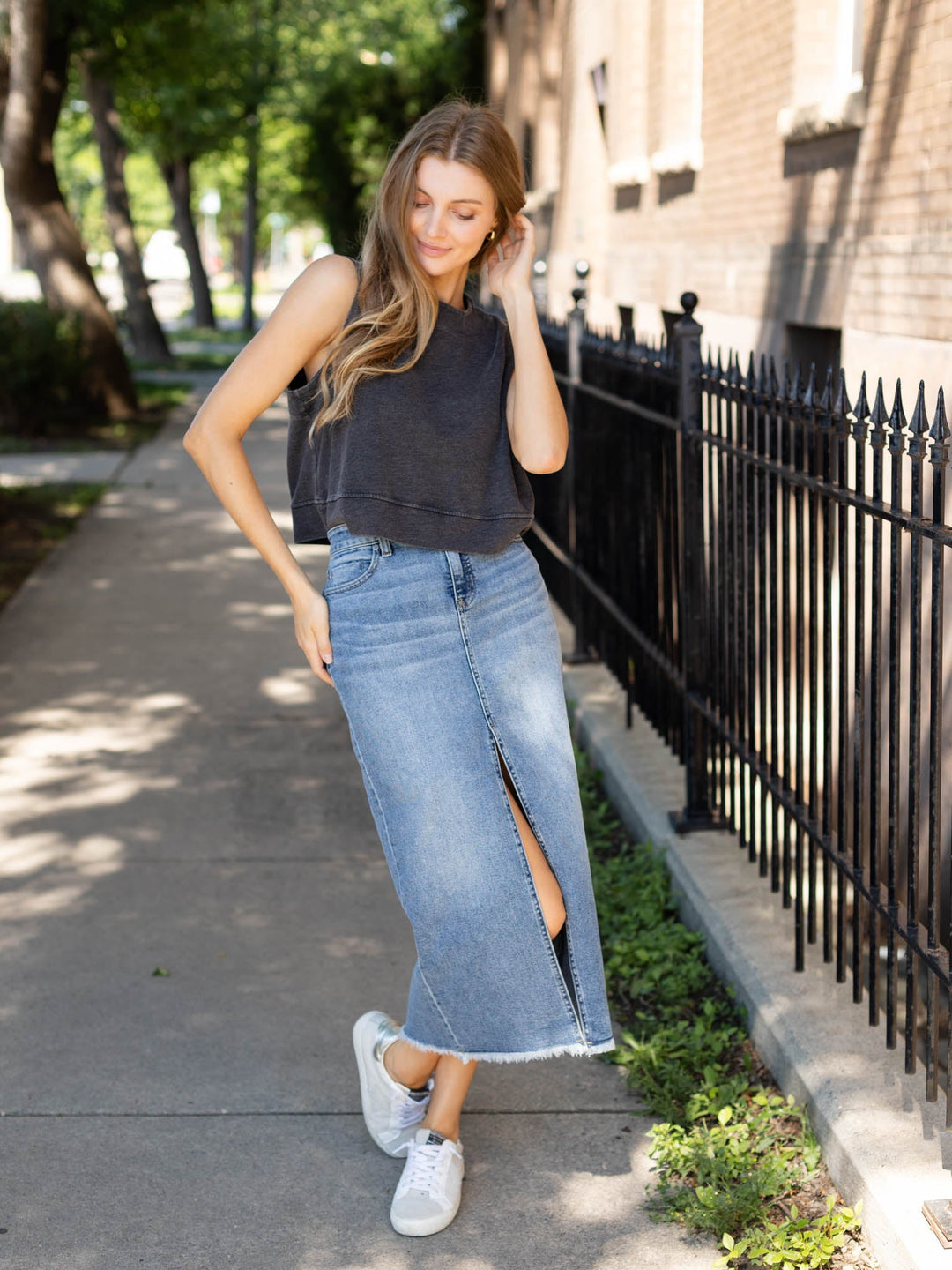 Mineral Washed Cropped Sleeveless TopKnit tops