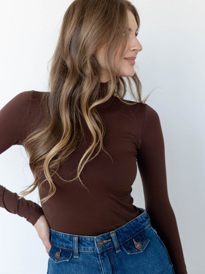 chocolate brown fitted basic long sleeve turtleneck