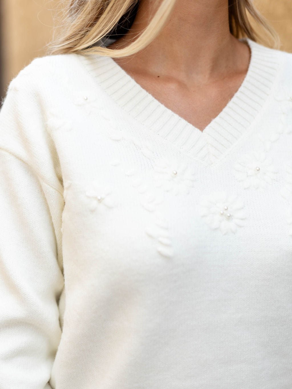 Pearl Embellished Floral Motif SweaterSweaters