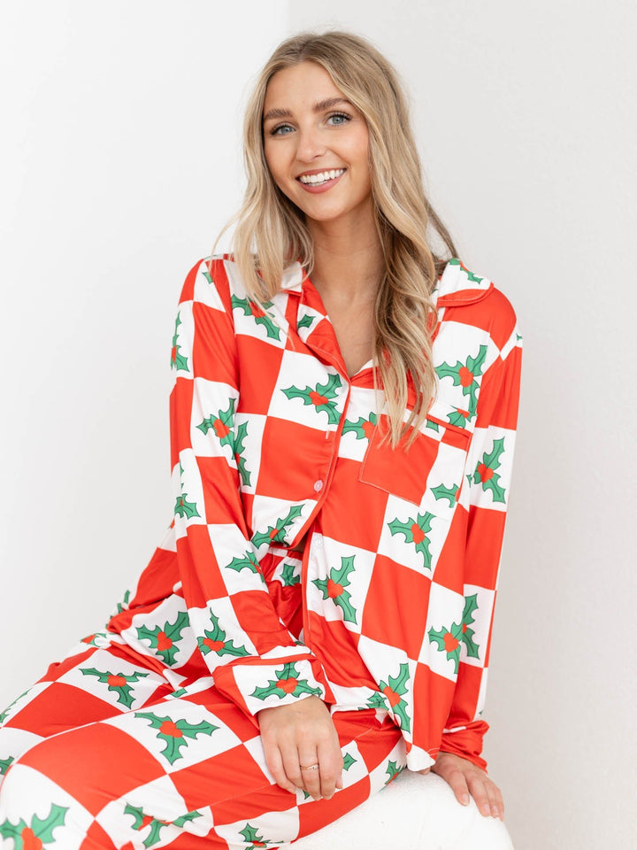 red and white checkered mistletoe pj set