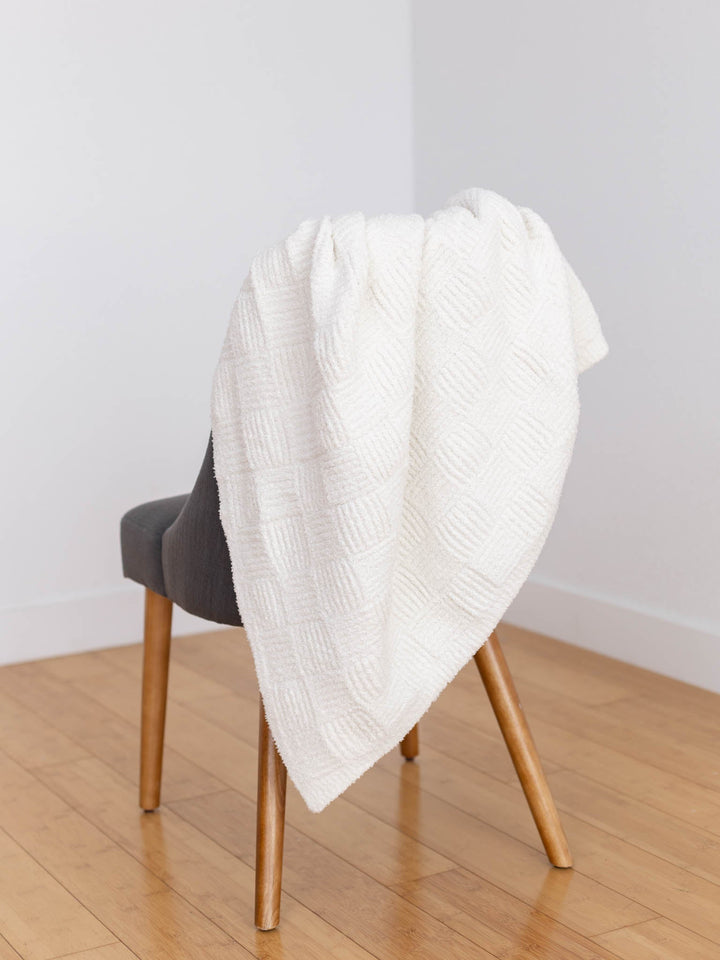 white textured super soft blanket
