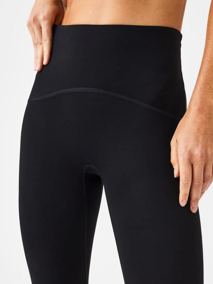 SPANX 7/8 Booty Boost LeggingAthleisure