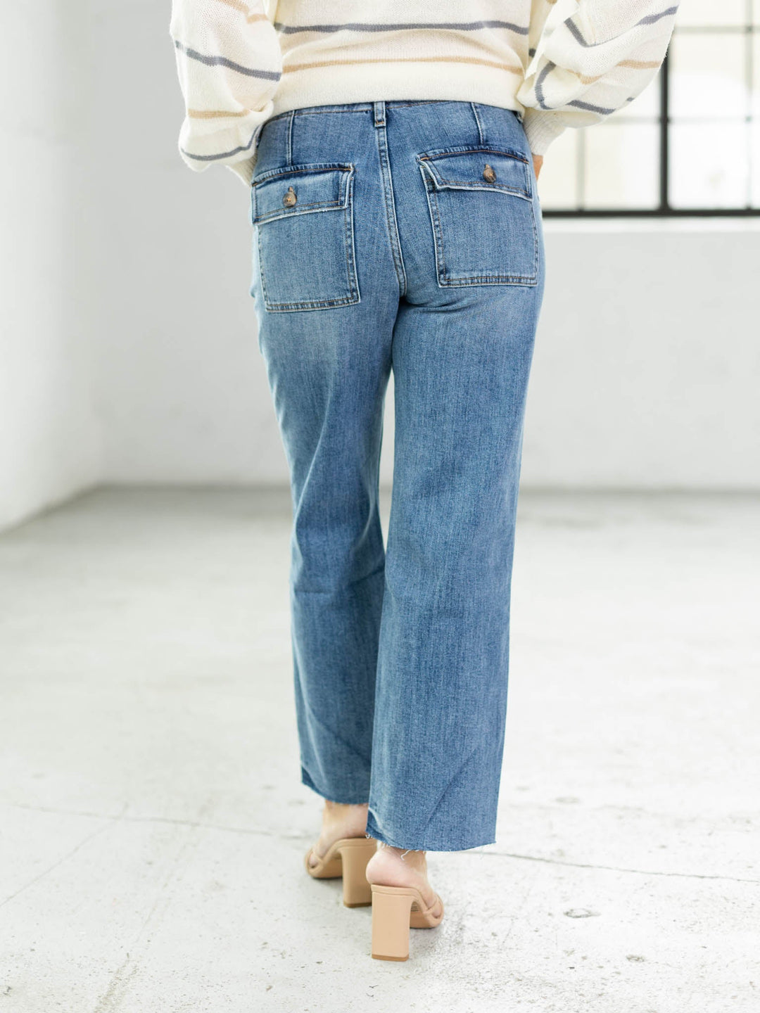 VERVET Yacht High Rise Crop Utility StraightDenim jeans