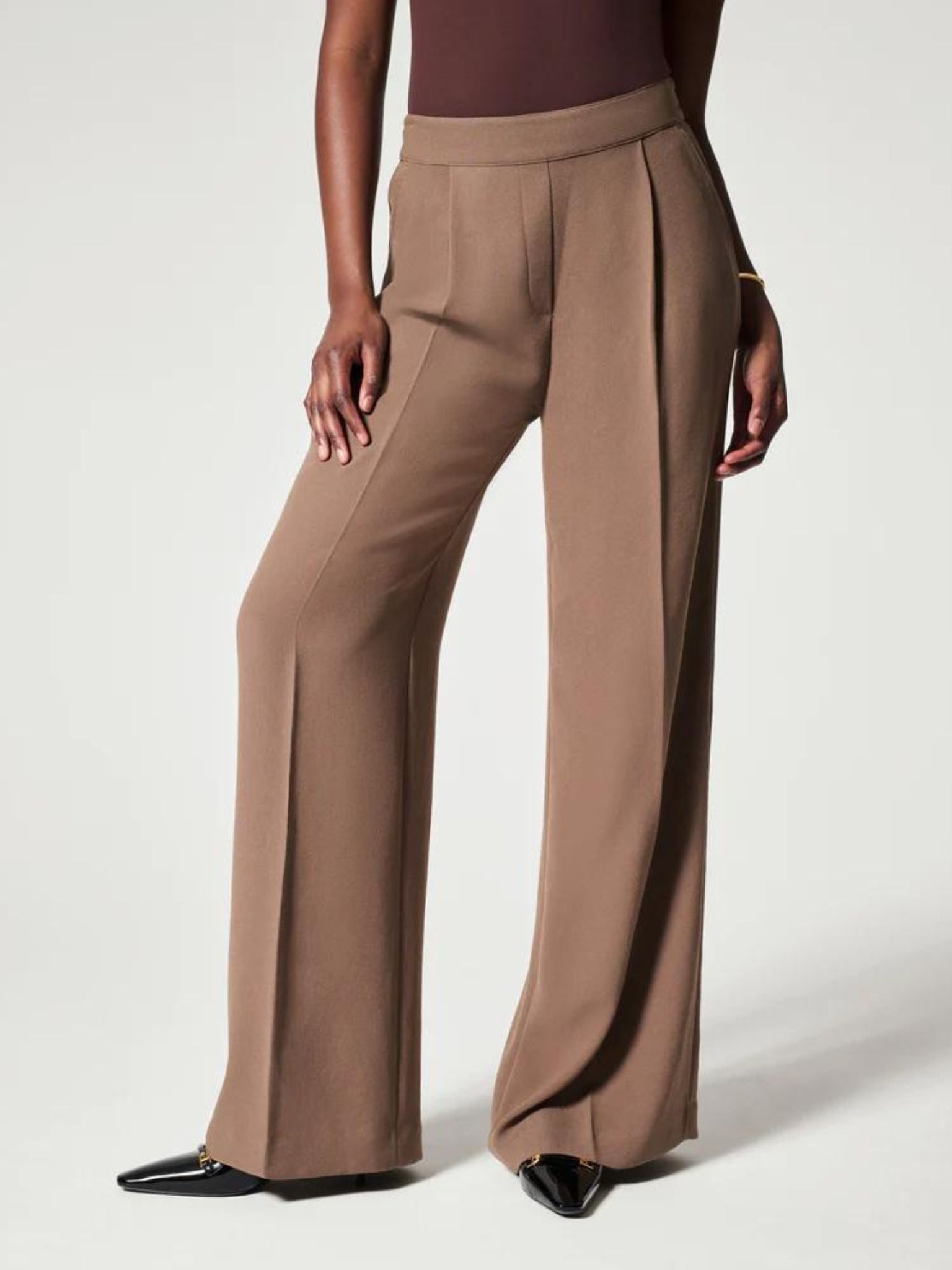 Detales Box Pleated Trouser Set | Women, Pant Sets, Green, Amazon Crepe,  Blazer: Notched Lapel Collar, Blazer: Full Sleeves | Pleated trouser,  Fashion, Aza fashion
